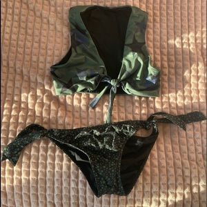 Submarine swim camo stars tie bikini set